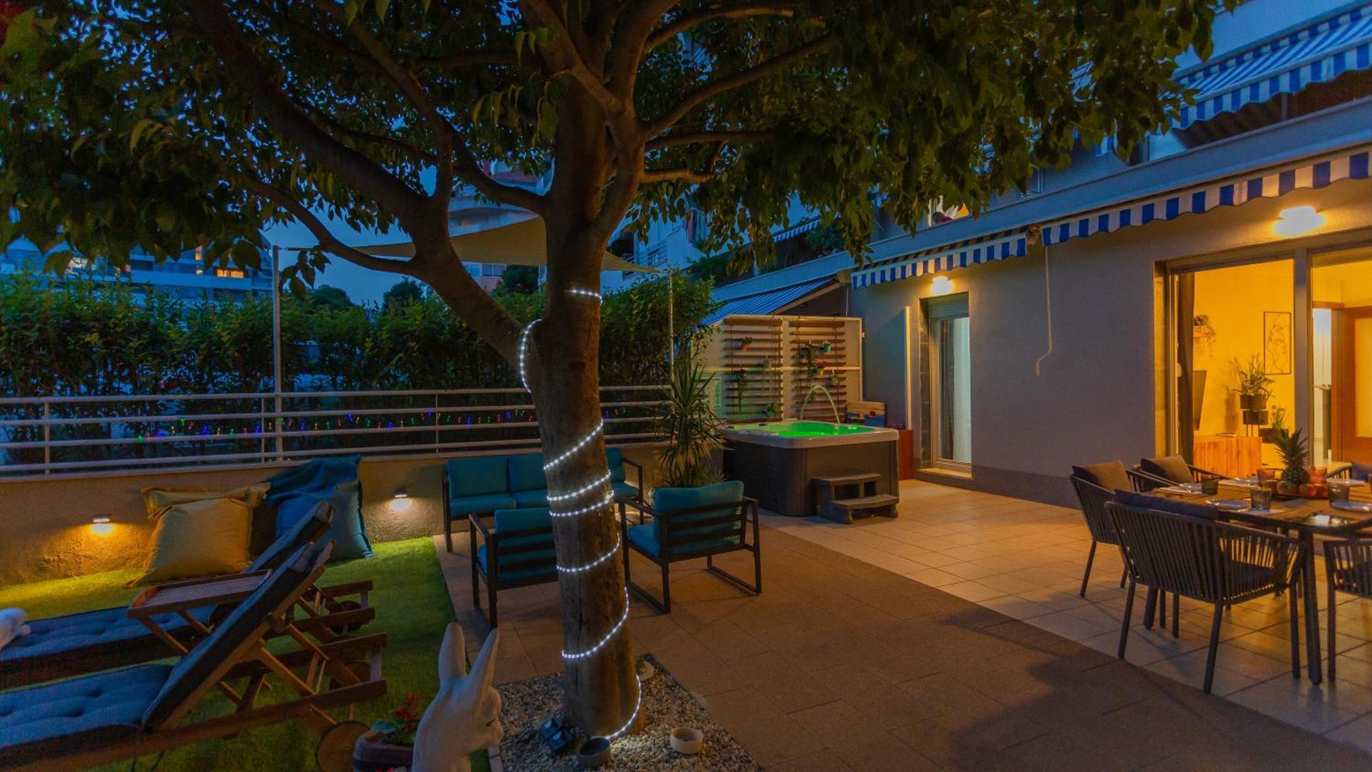 New Delux Green Garden Apartment With Hotube **** Split Exterior photo